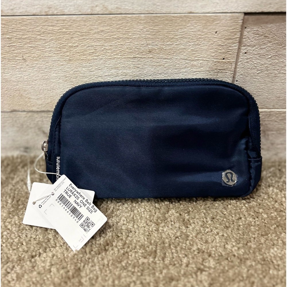 Everywhere Belt Bag 1L